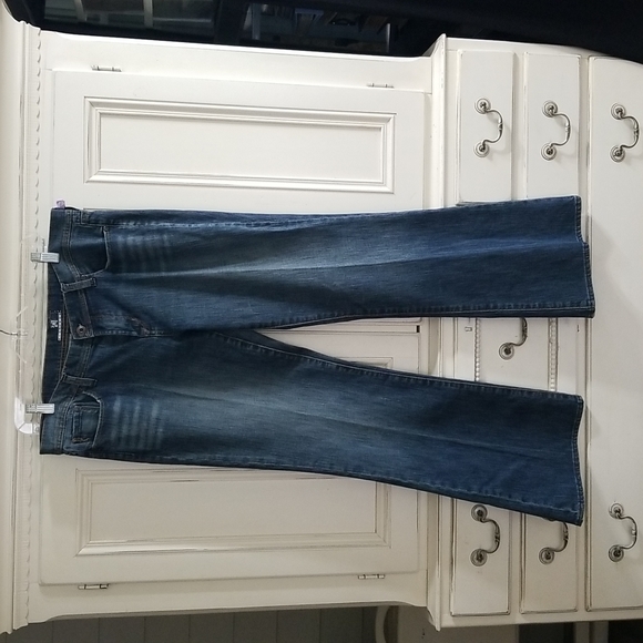 New York & Company Platinum Flared Jeans - Picture 4 of 11